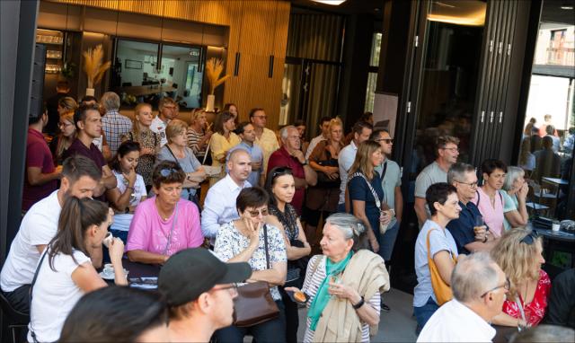 Eröffnung Vision 158 Leute 